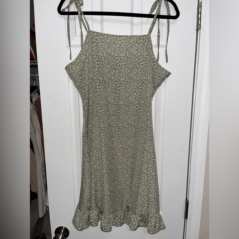 SHEIN Green dress